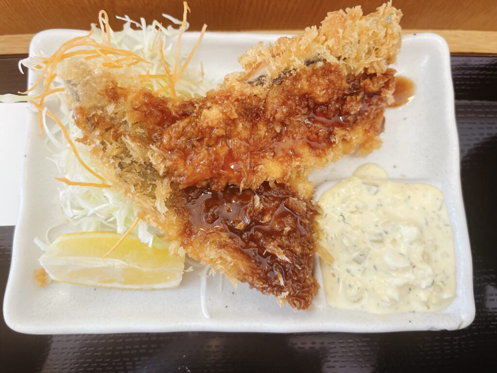 アジフライ めし屋 やまや
